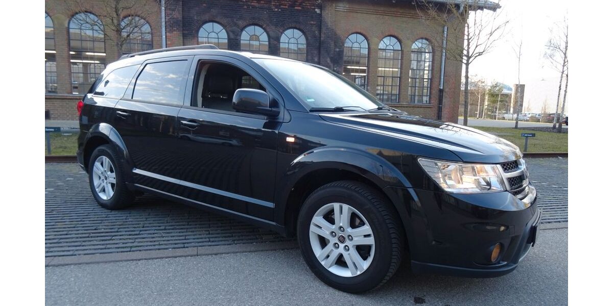 Fiat Freemont 176.000 km 8.900 &euro; München 81249