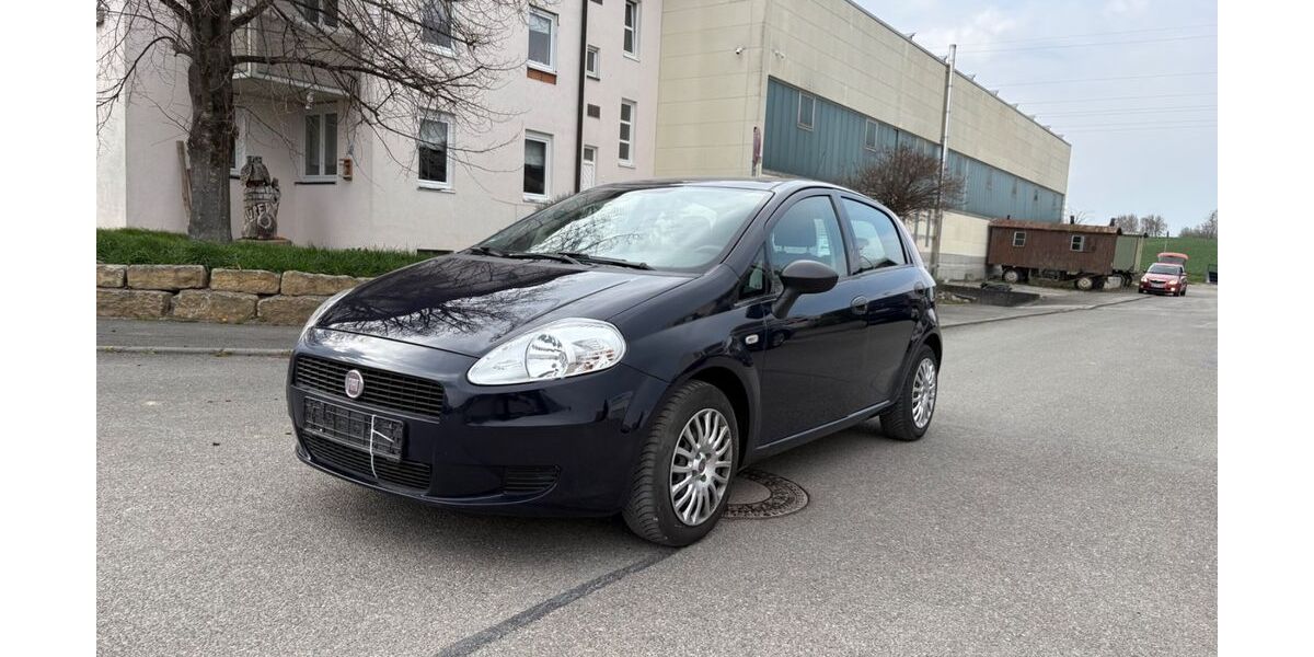 Fiat Grande Punto 99.885 km 2.999 &euro; Weil im Schönbuch 71093