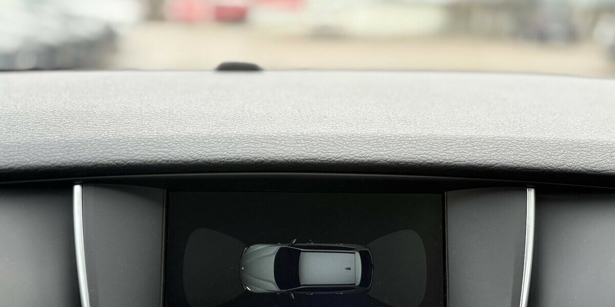 BMW X1 20d xDrive BI-XENON/TEMPOMAT/NAVI/PDC/SHZ/DAB 79.104 km 16.900 &euro; Villingen-Schwenningen 78054