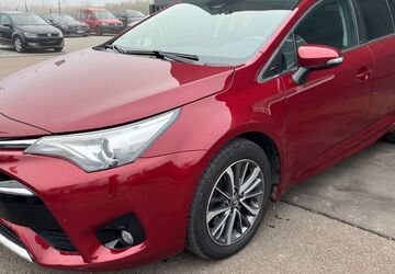 Toyota Avensis 127.000 km 12.990 &euro; Erfurt 99092