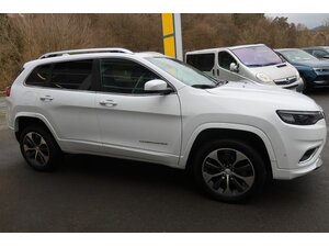 Jeep Cherokee Overland 4WD 76.550 km 24.990 &euro; Bad Endbach 35080