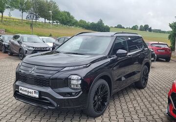 Mitsubishi Outlander 2.500 km 53.690 &euro; Schneeberg 08289