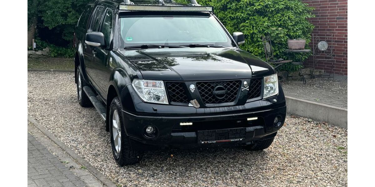 Nissan Navara 215.000 km 10.950 &euro; Gescher 48712
