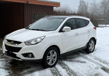Hyundai ix35 157.000 km 9.299 &euro; Varel 26316