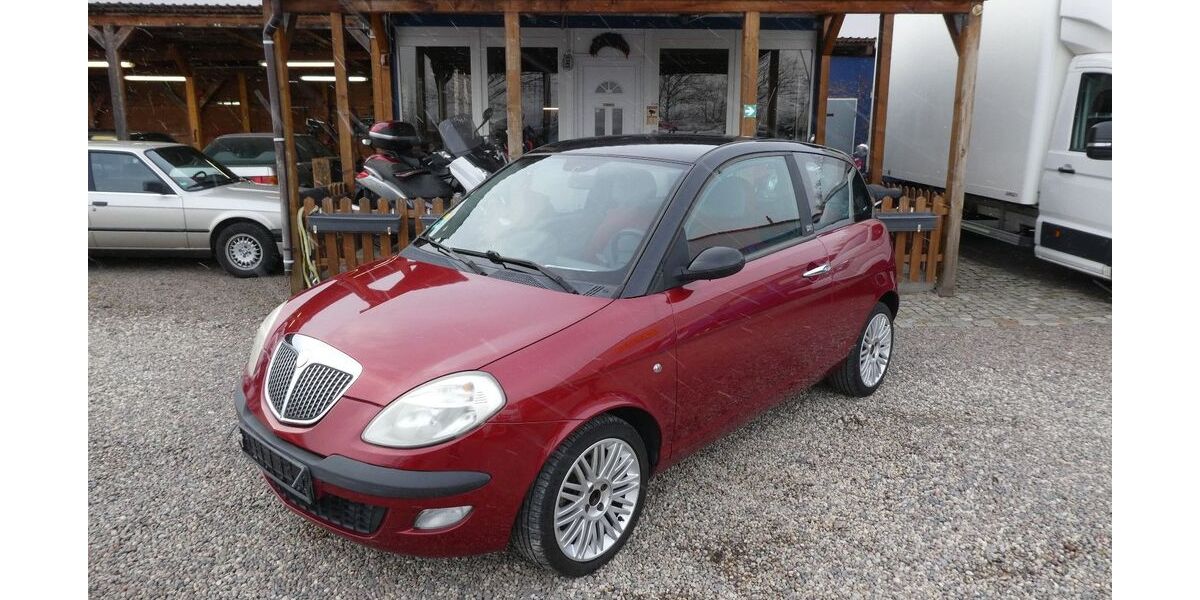 Lancia Ypsilon 85.100 km 2.490 &euro; Dresden 01219