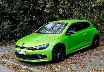 VW Scirocco 141.300 km 9.000 &euro; Dortmund 44269