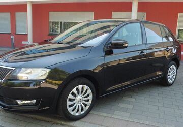 Skoda Rapid 84.800 km 10.699 &euro; Bad-Friedrichshall 74177
