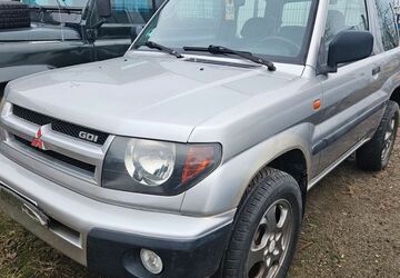 Mitsubishi Pajero 173.000 km 3.900 &euro; Berlin 13585