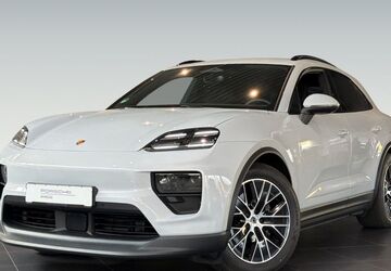 Porsche Macan 8.900 km 82.860 &euro; Freiburg 79115