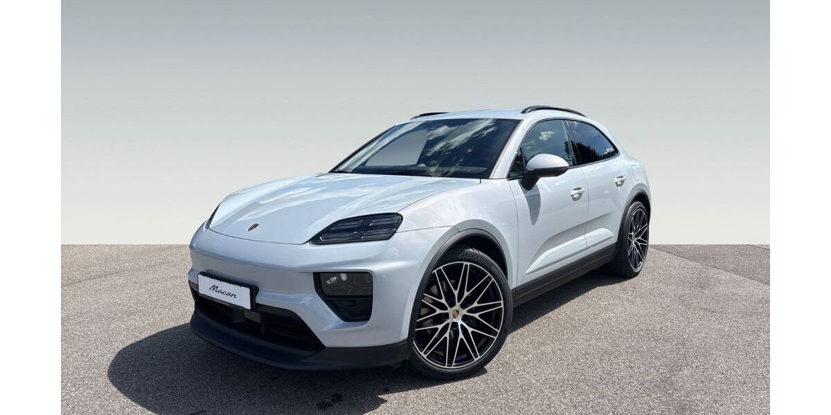 Porsche Macan 8.900 km 84.870 &euro; Freiburg 79115