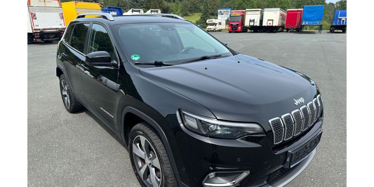 Jeep Cherokee 163.000 km 18.100 &euro; Rudolstadt 07407