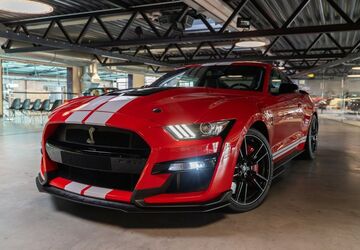 Ford Mustang 13.150 km 117.900 &euro; Nersingen 89278