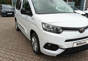 Toyota Proace (Verso) 1.500 km 35.900 &euro; Lohne 49393