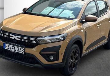 Dacia Sandero 5.000 km 20.937 &euro; Halle 06132