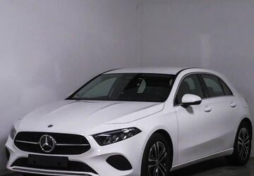 Mercedes-Benz A 180 4.400 km 29.442 &euro; Greifswald 17489