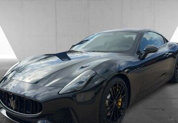 Maserati Granturismo 2.500 km 167.400 &euro; Hamburg 20537