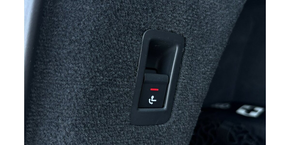 Audi A6 Avant 45 TFSI quattro S-LINE/MEMORY/360°3D 112.242 km 28.900 &euro; Villingen-Schwenningen 78054