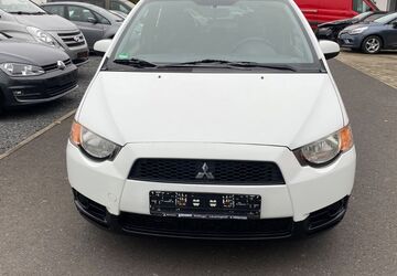 Mitsubishi Colt 99.000 km 5.999 &euro; Kassel 34123