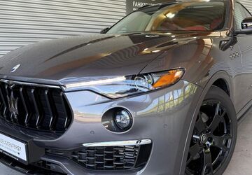 Maserati Levante 8.137 km 49.900 &euro; Wenden 57482