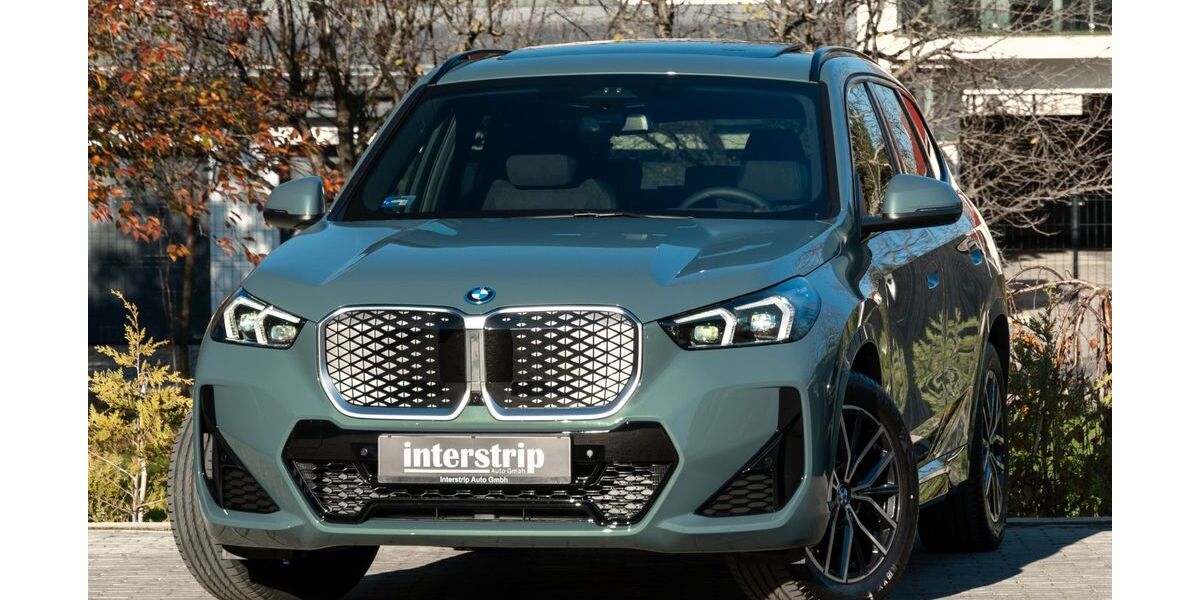 BMW iX1 7.500 km 48.990 &euro; Langweid am Lech 86462