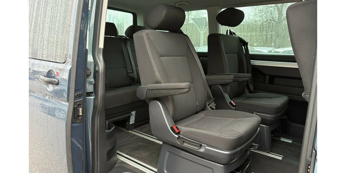 VW T6 Multivan Trendline SHZ/AHK/7.SITZ/TEMPOMAT 123.500 km 27.900 &euro; Villingen-Schwenningen 78054