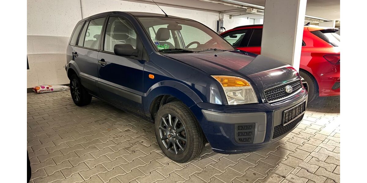 Ford Fusion 125.000 km 2.950 &euro; Stuttgart 70567