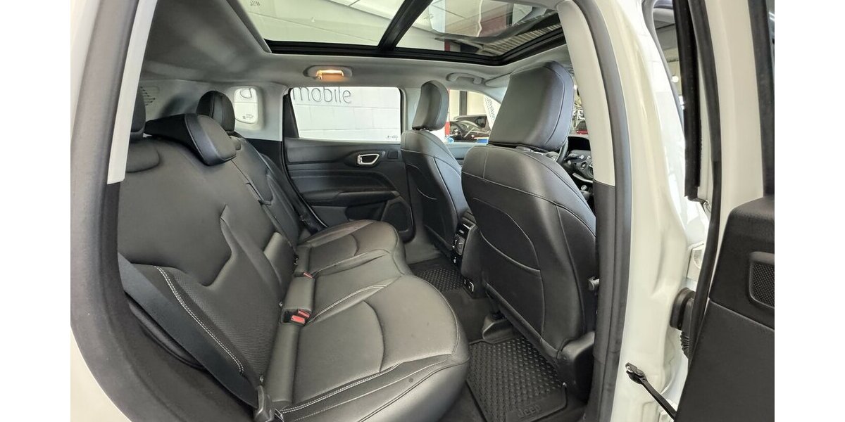 Jeep Compass S Plug-IN Hybrid 4WD 1.Hand Panoramadach 22.600 km 26.790 &euro; Lich 35423