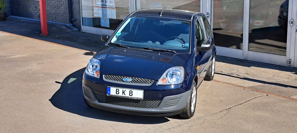 Ford Fiesta 161.720 km 2.290 &euro; Remscheid 42897