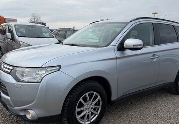 Mitsubishi Outlander 200.000 km 5.999 &euro; München 81829