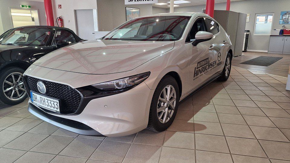 Mazda 3 15.935 km 28.870 &euro; Stuhr 28816