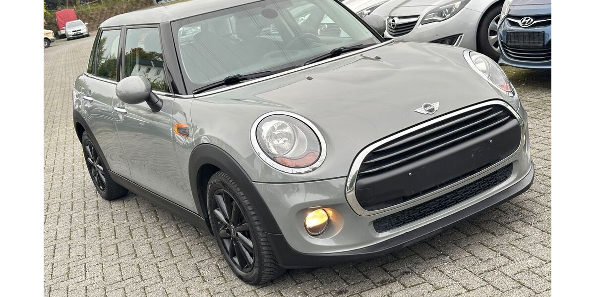 Mini ONE 197.000 km 6.800 &euro; Aachen 52070