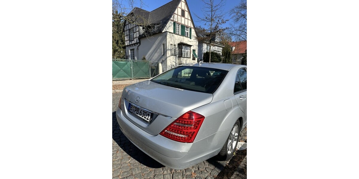 Mercedes-Benz S 320 255.000 km 11.000 &euro; Berlin 10178