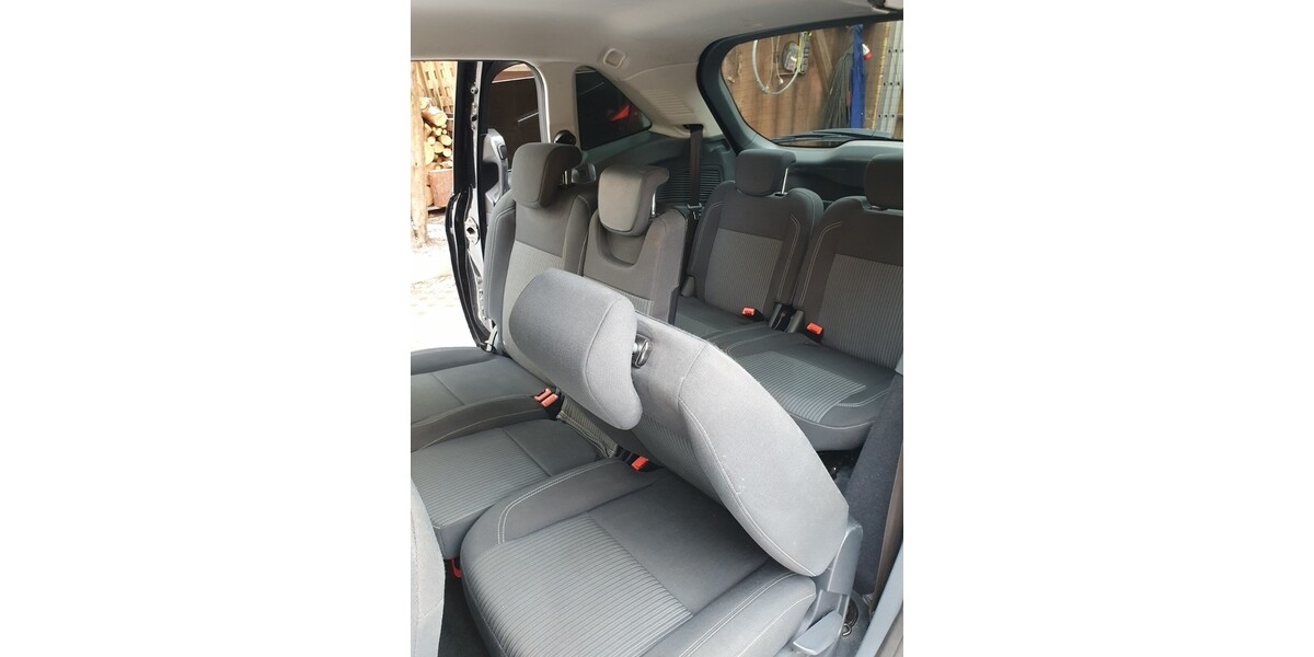 Ford Grand C-Max 186.165 km 5.000 &euro; Muldestausee OT Pouch 