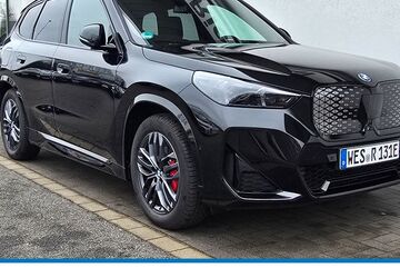 BMW iX1 2.999 km 59.890 &euro; Dinslaken 46535