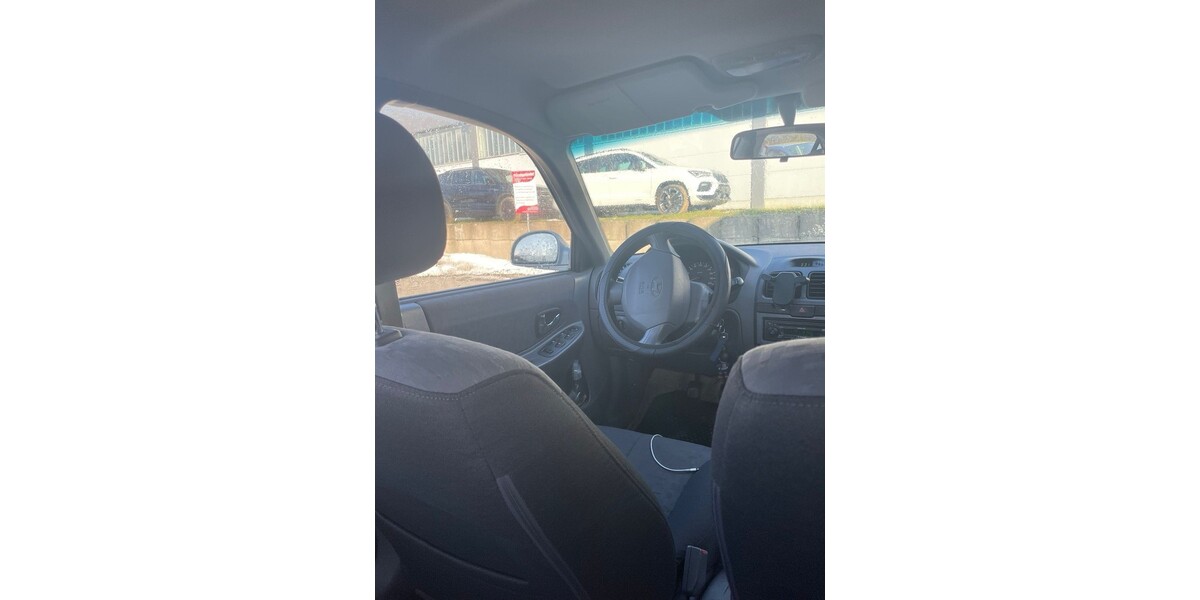 Hyundai Accent 110.000 km 1.100 &euro; Marktredwitz 95615