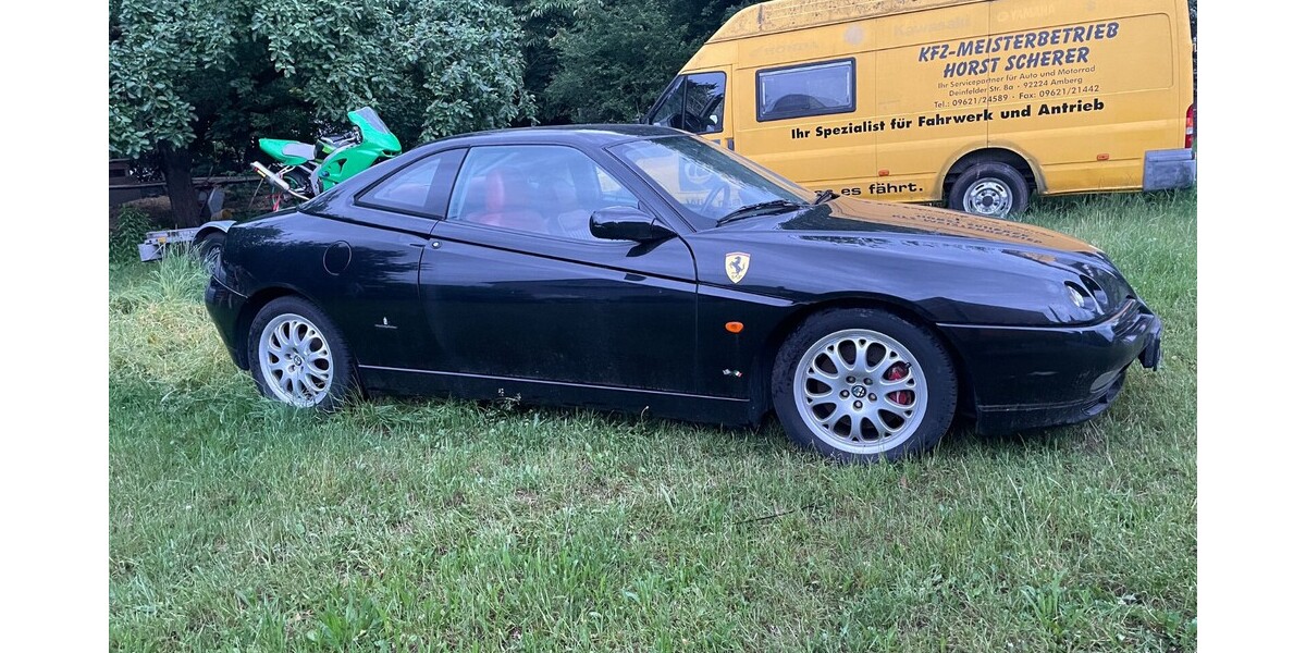 Alfa Romeo GTV 130.000 km 12.900 &euro; Amberg 92224