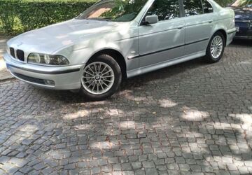BMW 523 234.000 km 5.750 &euro; Hamburg 20535