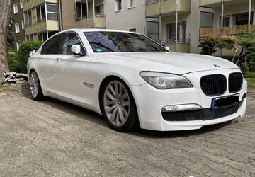 BMW 750 132.000 km 14.500 &euro; Berlin 13407