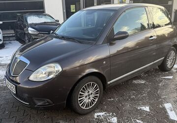 Lancia Ypsilon 97.000 km 2.850 &euro; Schorndorf bei Stuttgart 73614