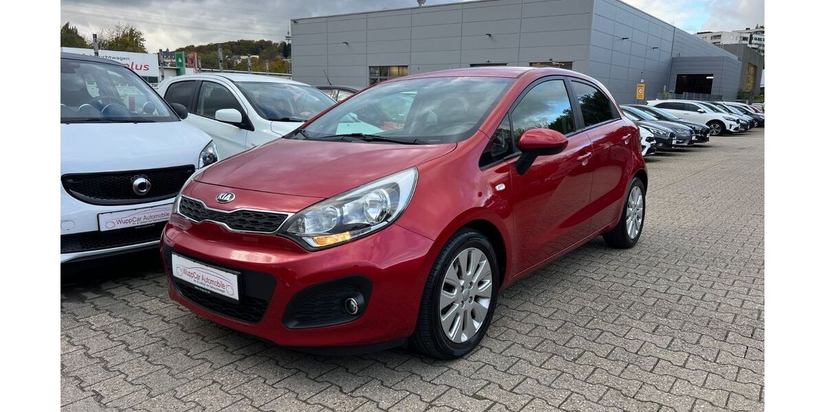 Kia Rio 107.204 km 6.490 &euro; Wuppertal 42109