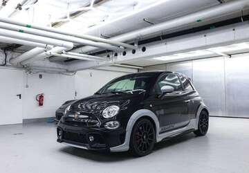Abarth 695 64.000 km 23.900 &euro; Berlin 10625