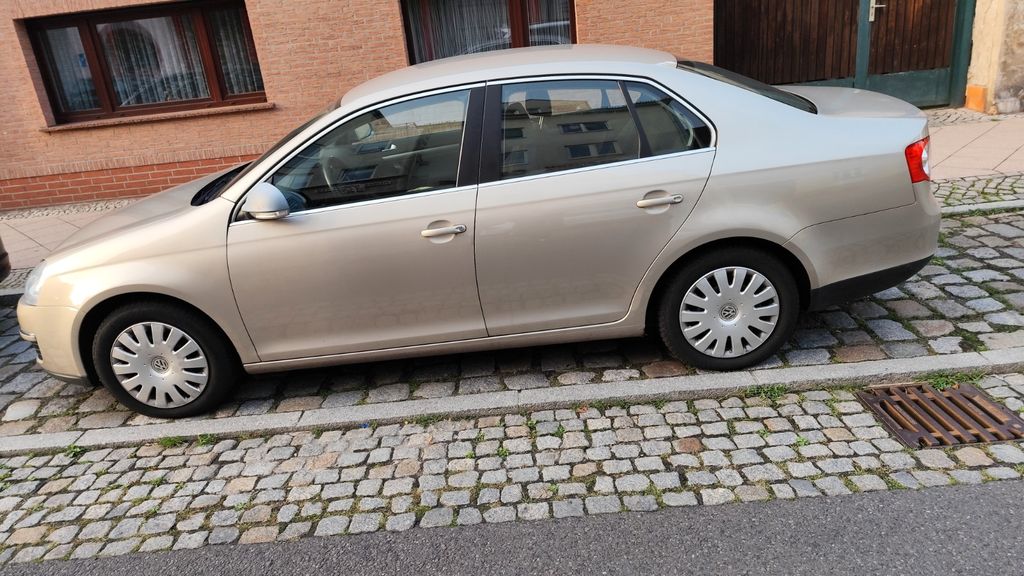 VW Jetta 163.000 km 2.400 &euro; Luckenwalde 14943