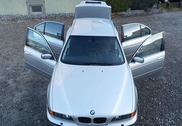 BMW 523 257.571 km 4.490 &euro; Böblingen 71032