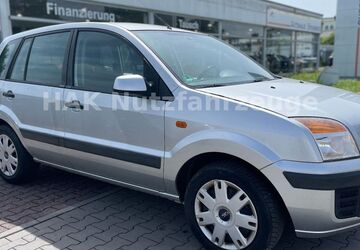 Ford Fusion 94.000 km 2.990 &euro; Dietzenbach 63128