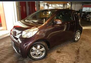 Toyota iQ 117.400 km 4.990 &euro; Warmsen 31606