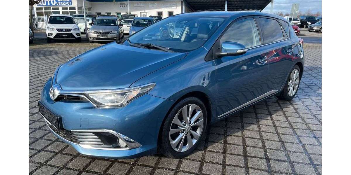 Toyota Auris 135.100 km 9.850 &euro; Kodersdorf 02923