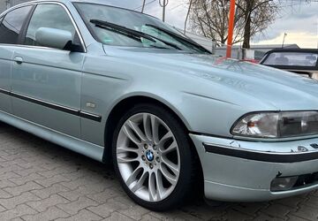 BMW 535 217.000 km 2.390 &euro; Köln 50829