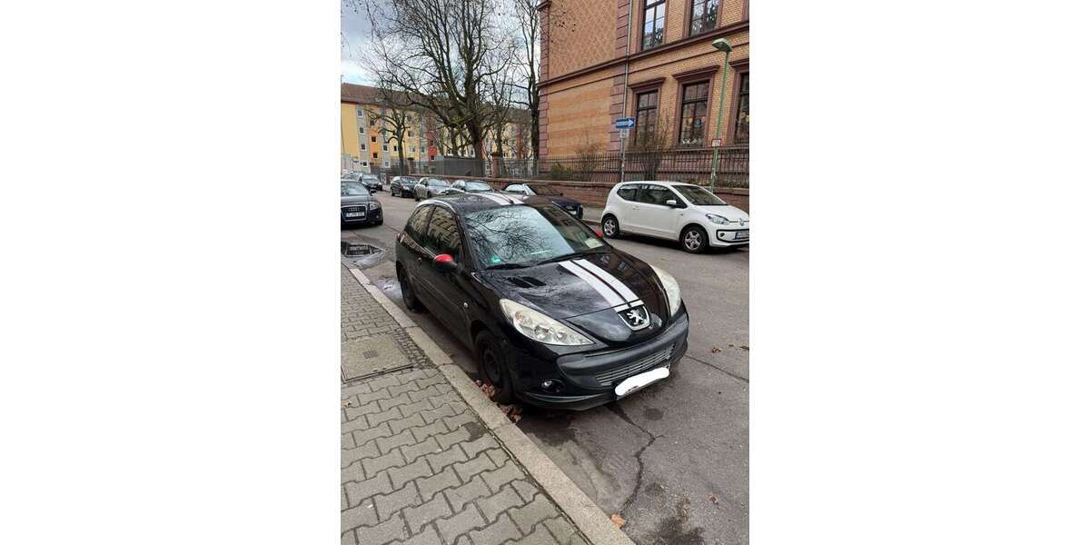 Peugeot 206 133.625 km 1.000 &euro; Frankfurt 60322