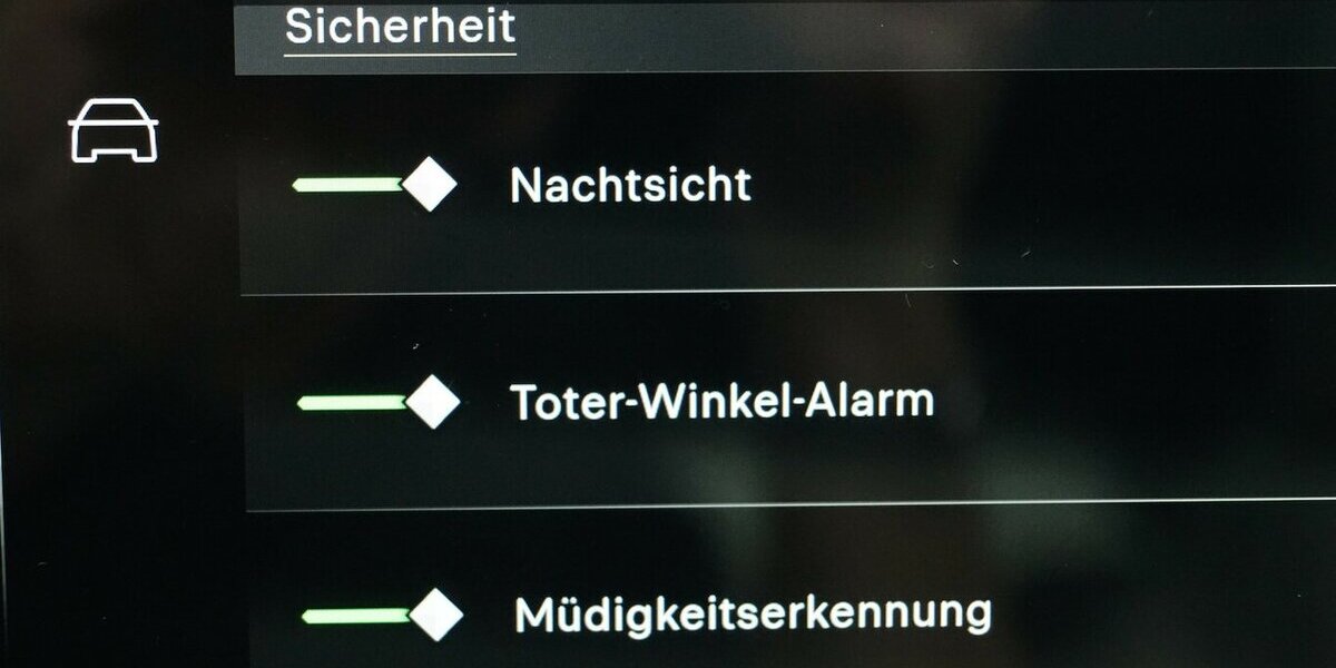 DS Automobiles DS7 Crossback 130 Blue Hdi EAT Opera DS IRIS 39.100 km 31.330 &euro; Lich 35423