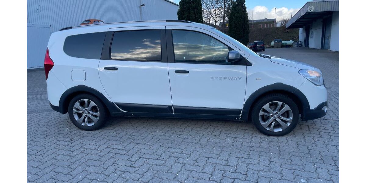 Dacia Lodgy 138.000 km 5.500 &euro; Kiel 24113